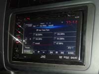 Фотография установки магнитолы JVC KW-AV50EE в Volkswagen Polo Sedan